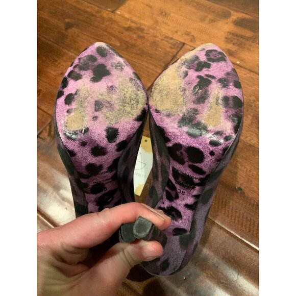 Dolce & Gabbana Purple & Black Animal Print High Heels, Size 8 (US), 38 (EUR) - Picture 9 of 9